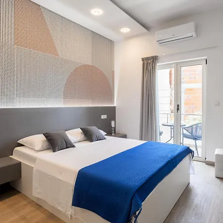 Jakic 2 Gasthuis Hvar Town