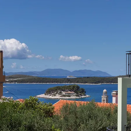 Jakic 2 Gostinjska kuća Hvar Town